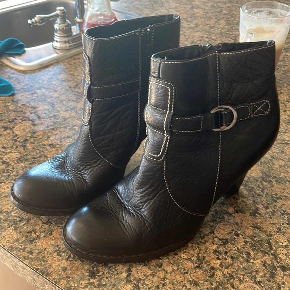 Ankle boots